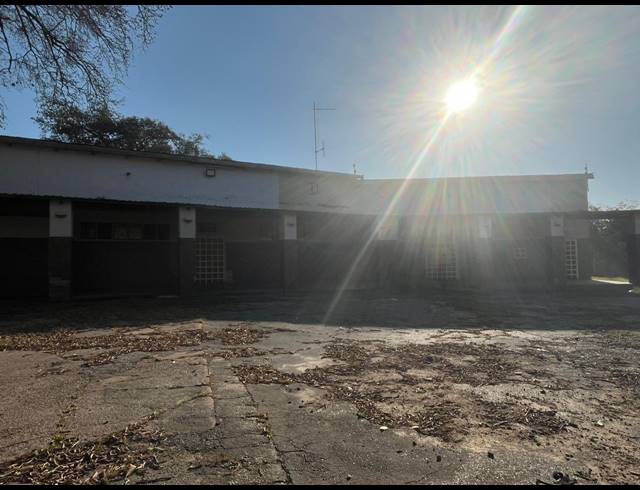 690M² BUILDING FOR SALE IN NELSPRUIT RURAL